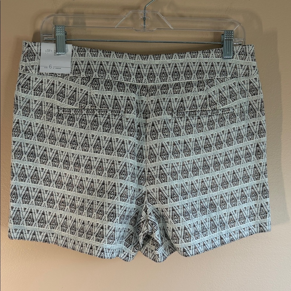 LOFT Black and White Geometric Bermuda Shorts - Picture 4 of 7